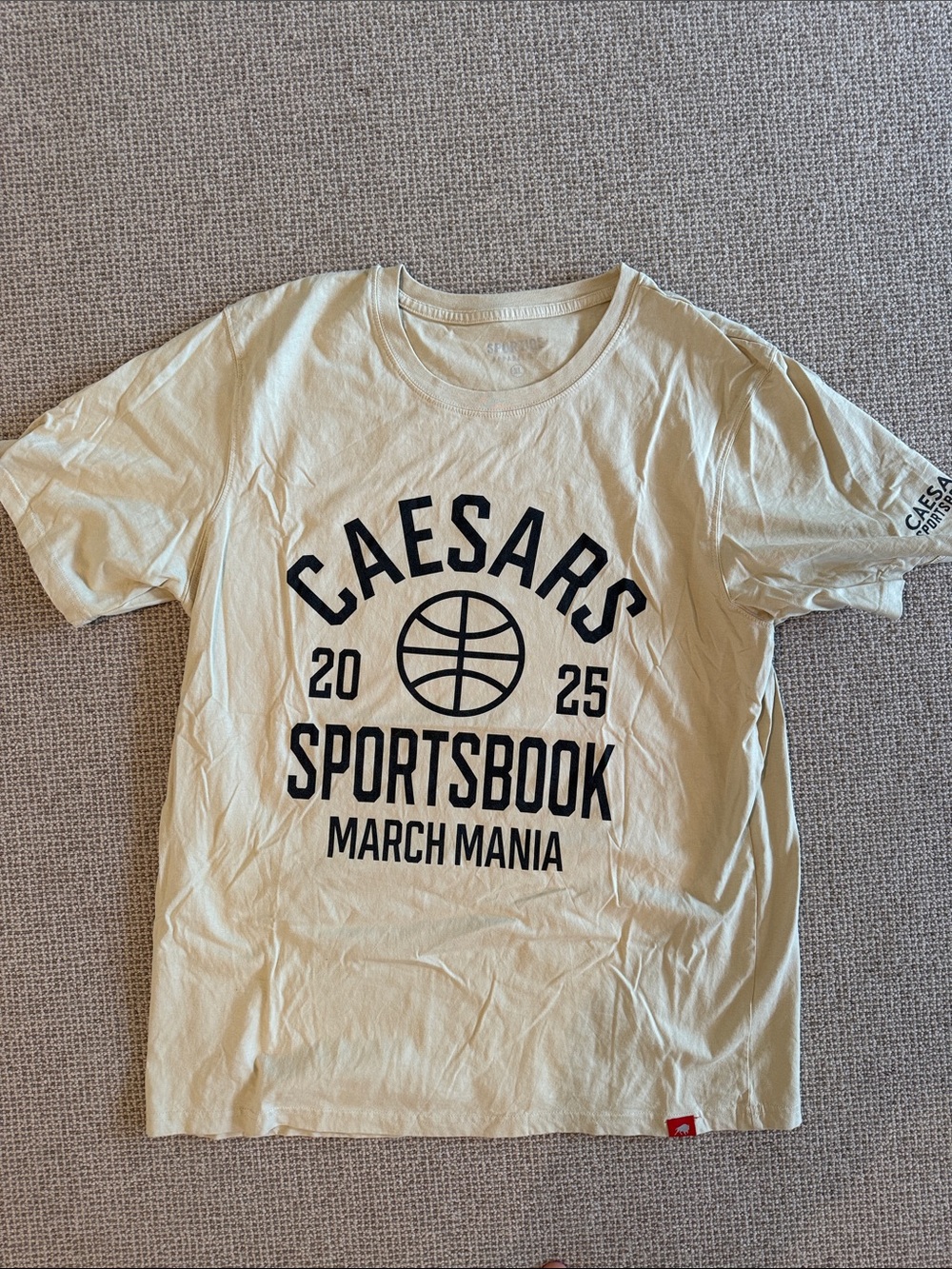 Caesars Sportsbook March Mania tee - size XL